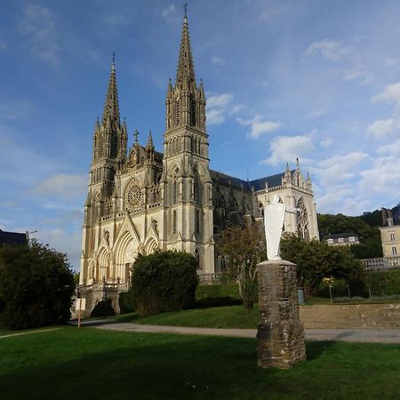 Bed and Breakfast Le Bourgis La Chapelle-Montligeon Exterior foto