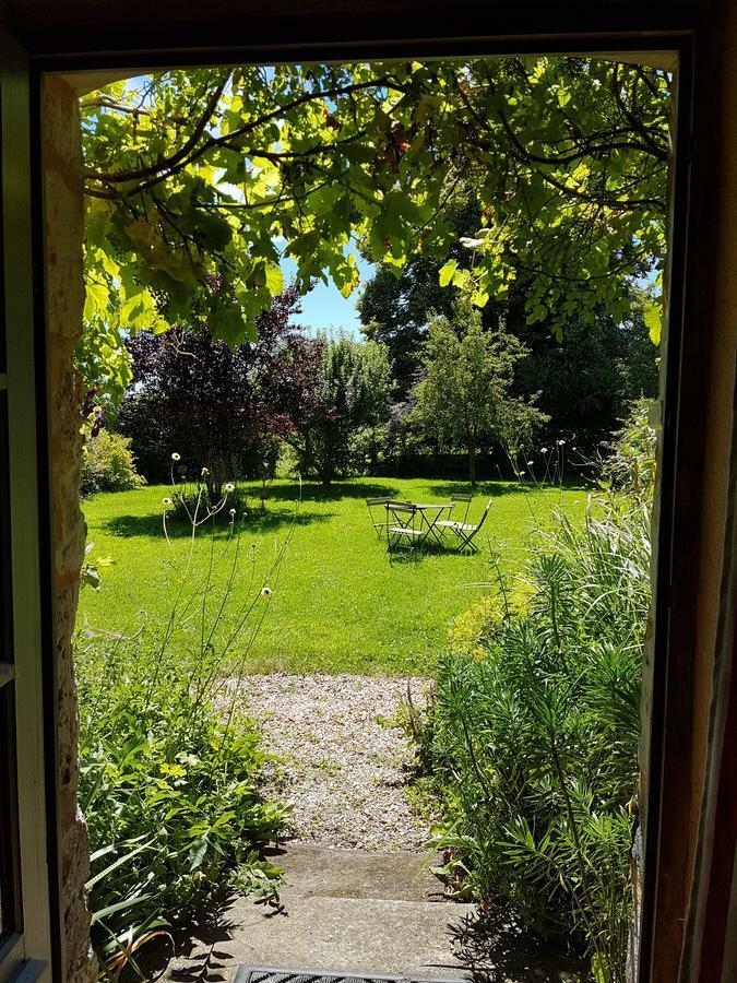 Bed and Breakfast Le Bourgis La Chapelle-Montligeon Exterior foto